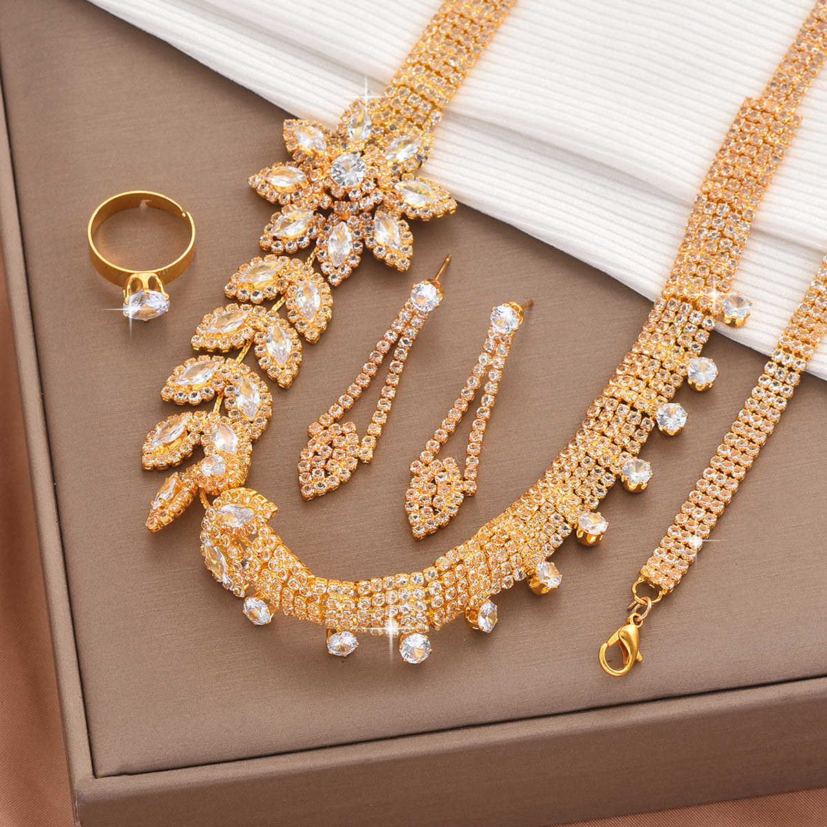 Gold Plated Jewelry set Naked Diamond Zircon