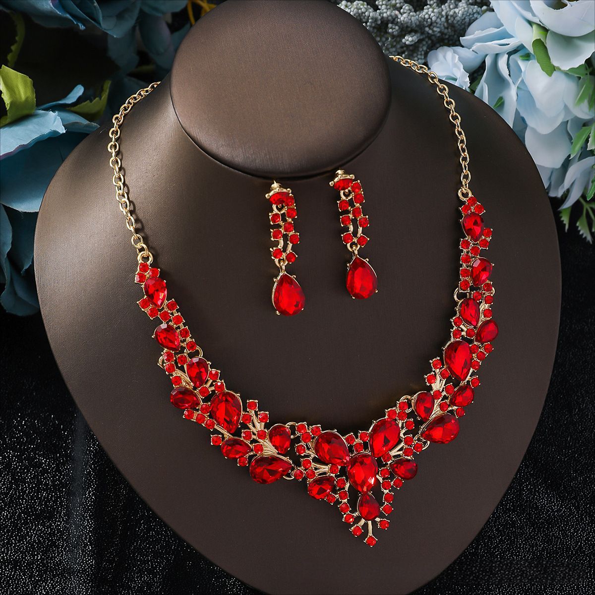 Water Drop Diamond-Encrusted Luxury Bridal Necklace Two-Piece Set